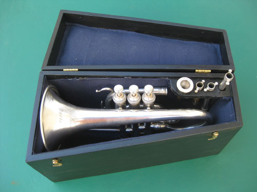 Porcelle Cornet Case